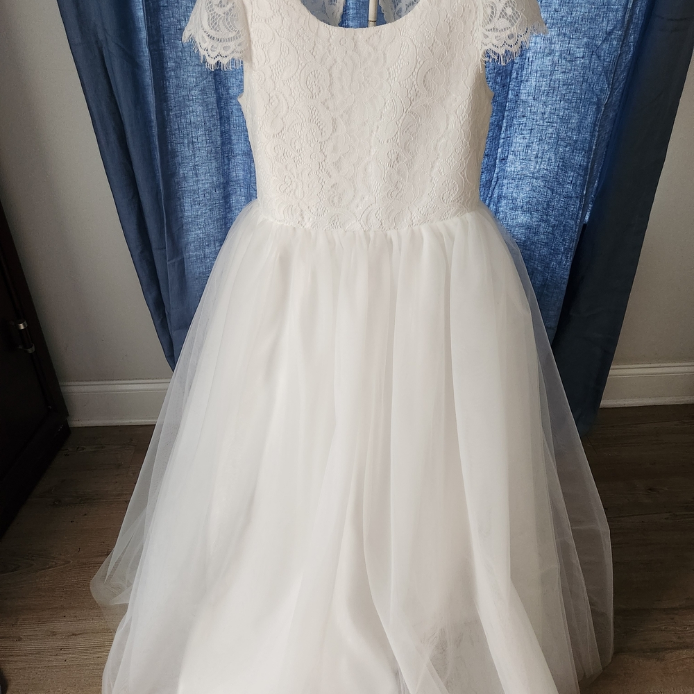 Elegant White Lace Kids Dress
